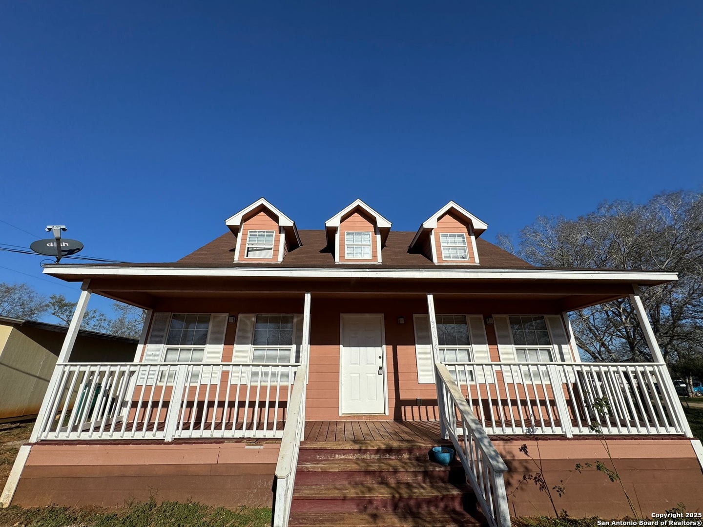 305 Cantrell Ave