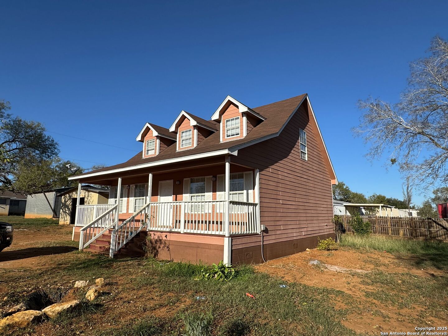 305 Cantrell Ave