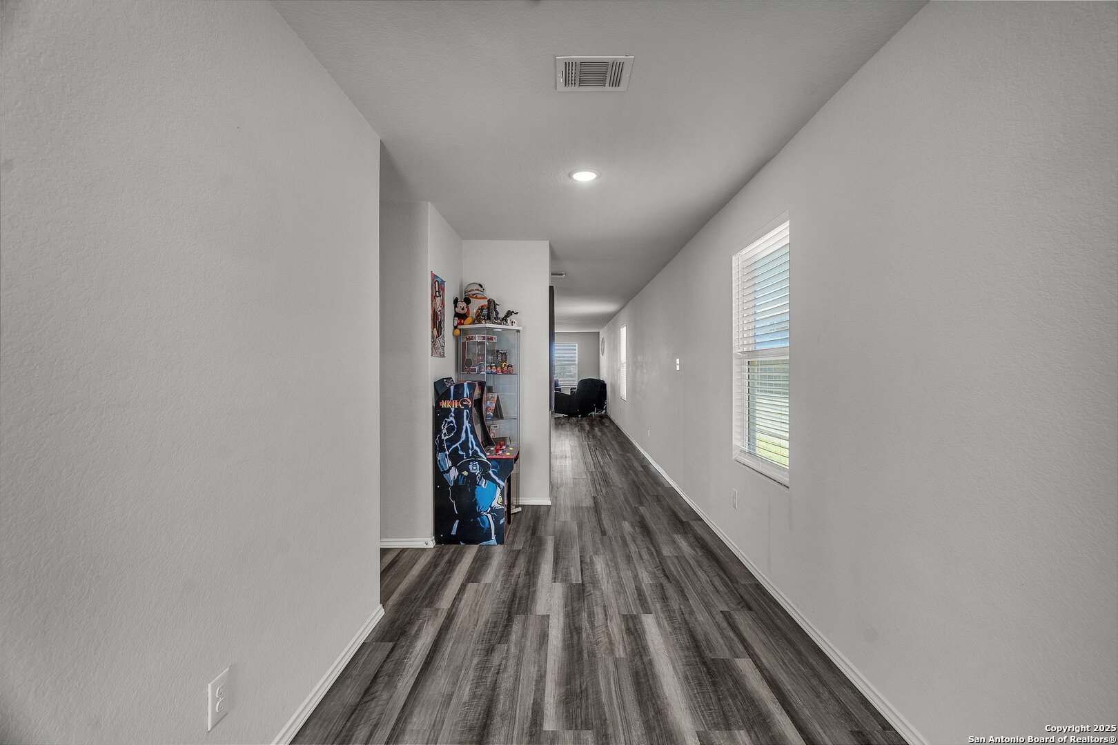 4211 VOLCANO WAY