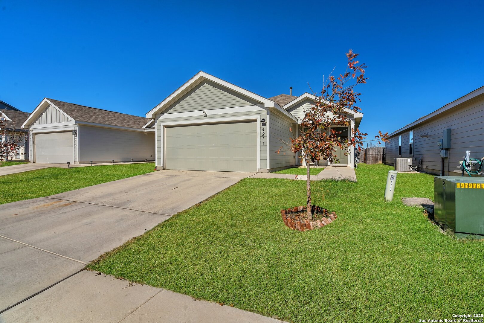 4211 VOLCANO WAY