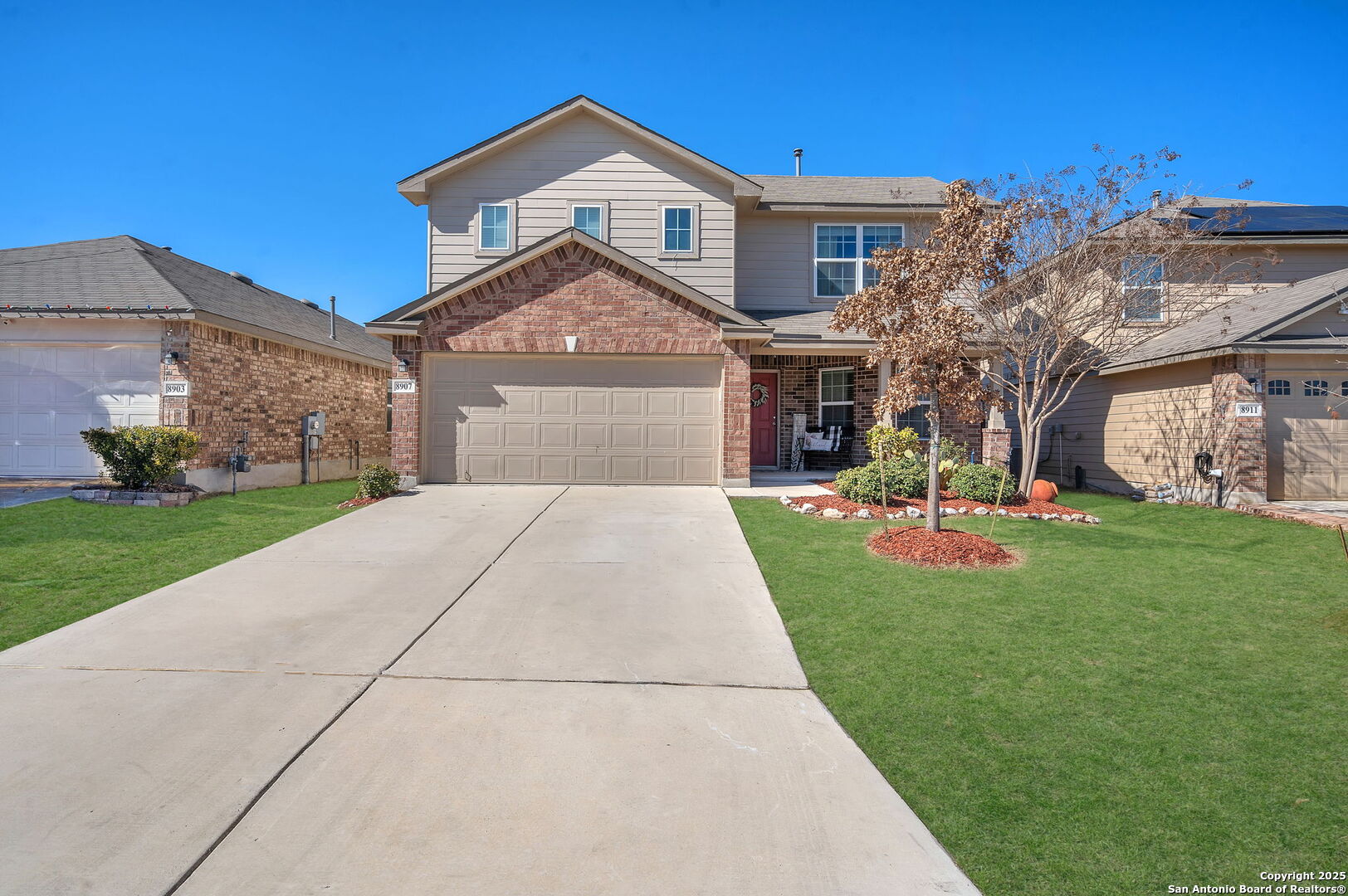 8907 IRONWOOD HL