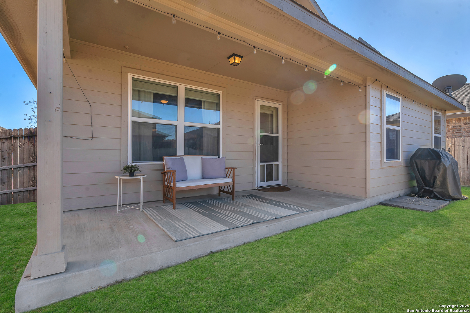8907 IRONWOOD HL