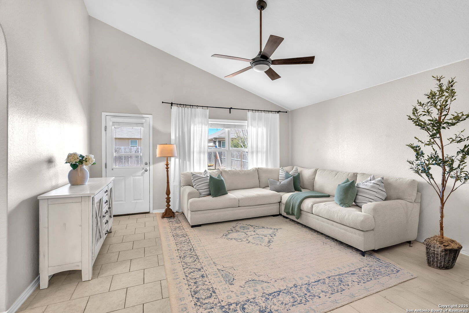 8907 IRONWOOD HL
