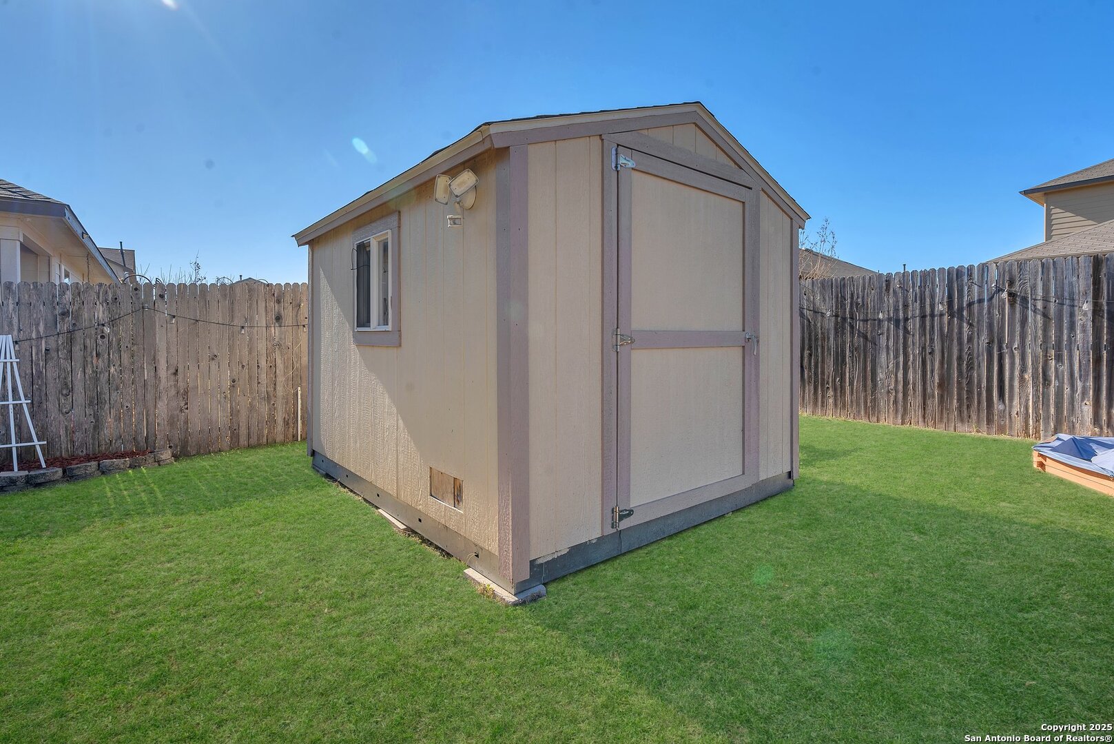 8907 IRONWOOD HL