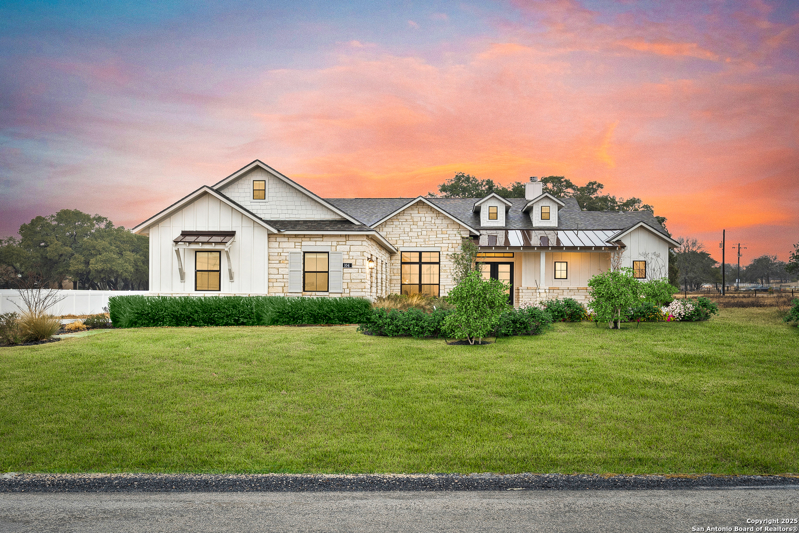 104 TIMBER HTS