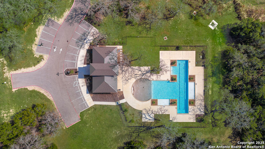 1727 Dunvegan Park