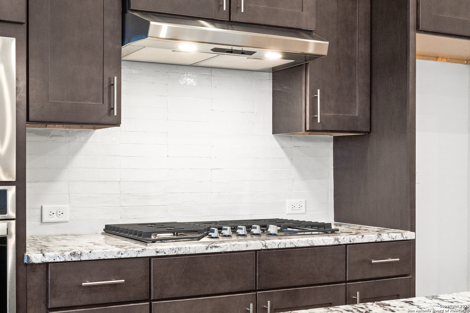 1727 Dunvegan Park
