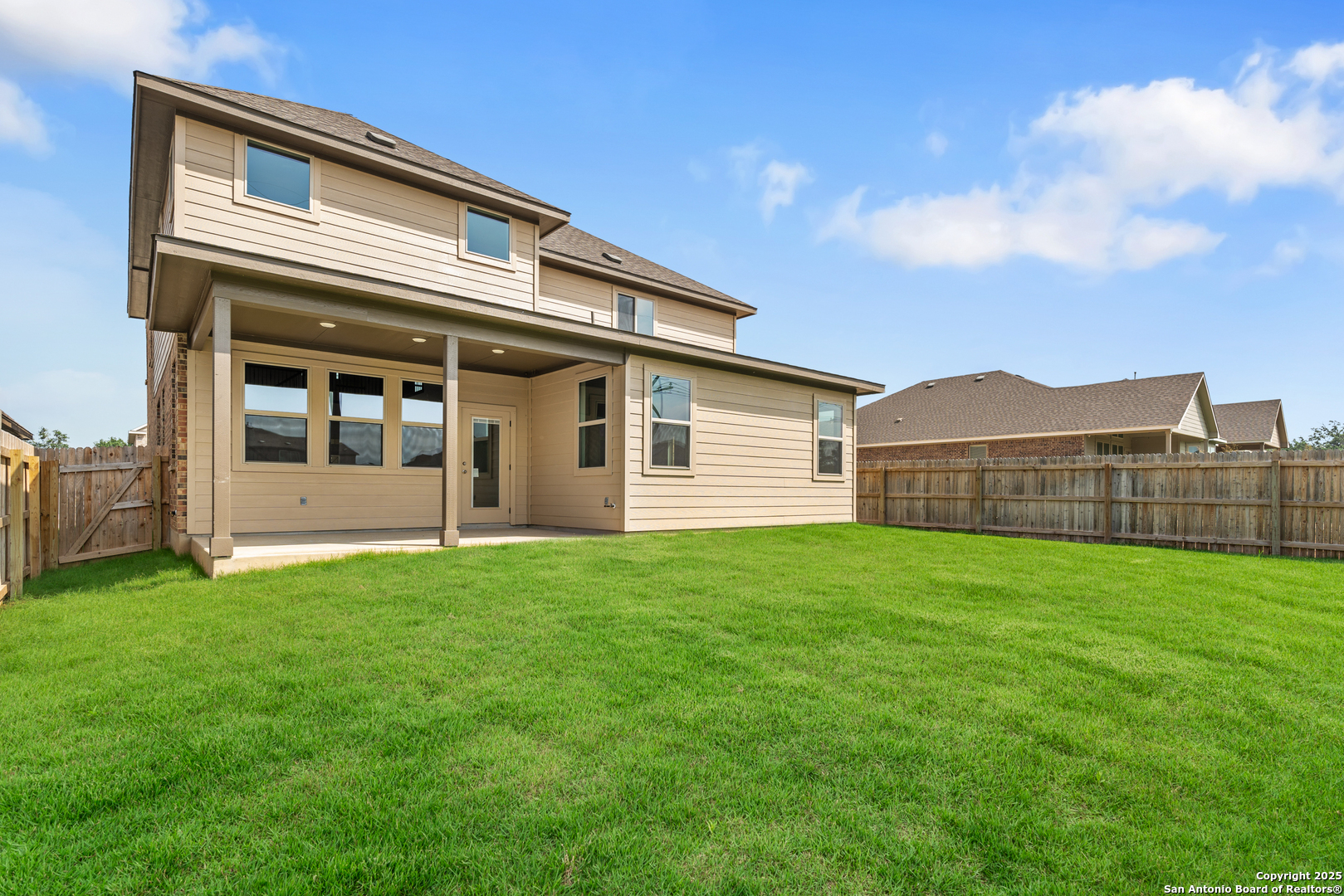 1723 Dunvegan Park