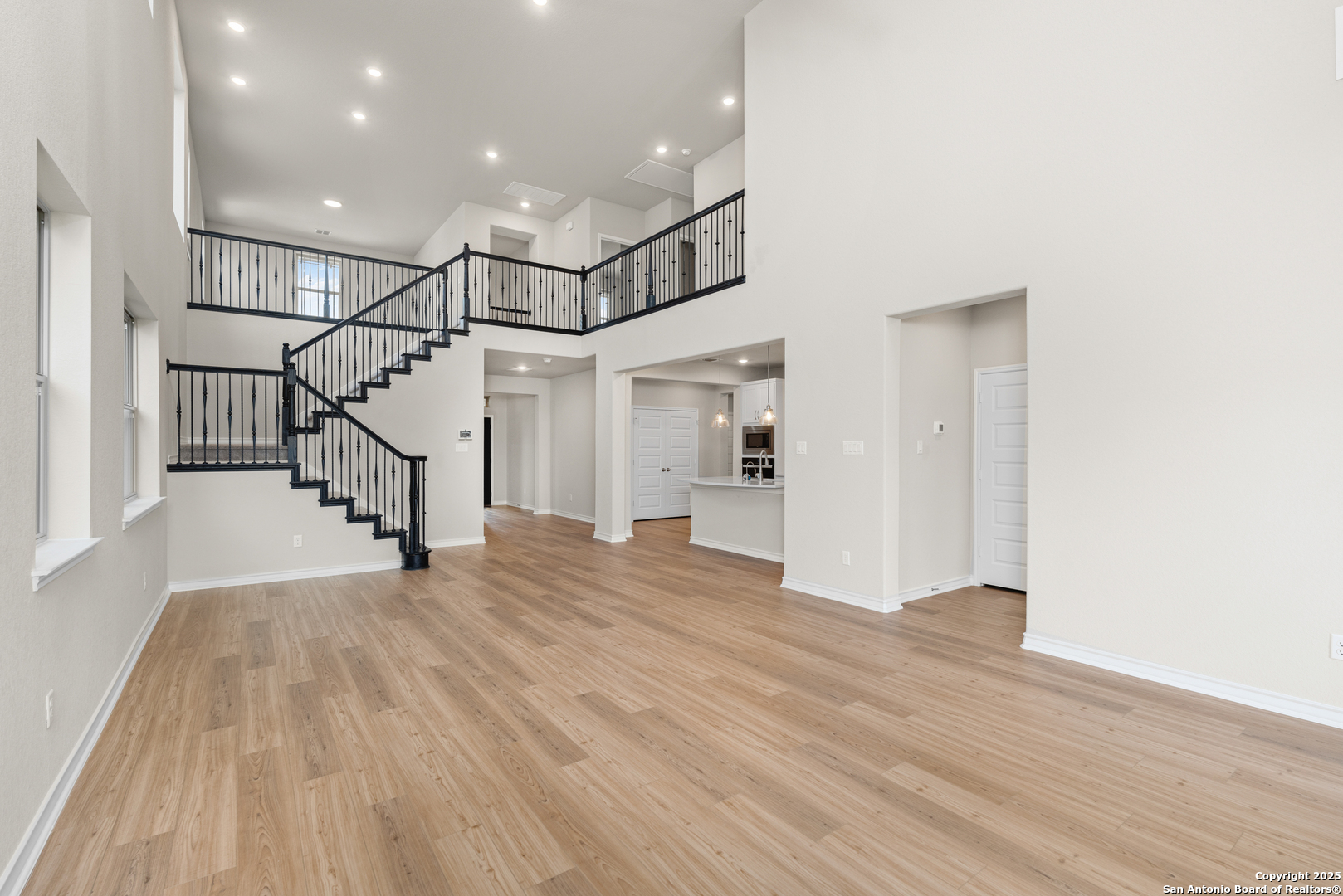 1723 Dunvegan Park