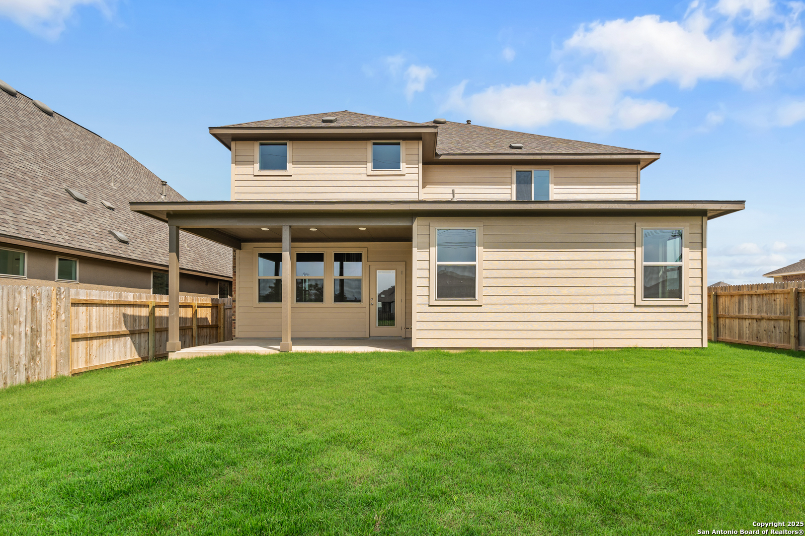 1723 Dunvegan Park