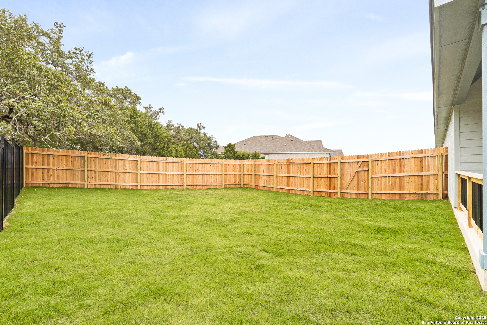 1607 Cheshire Park