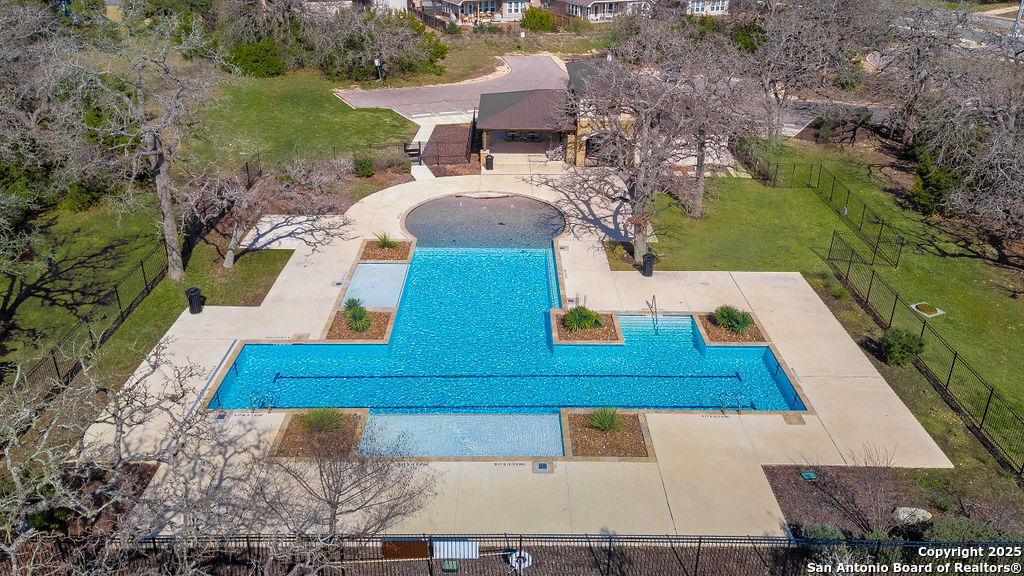 1607 Cheshire Park