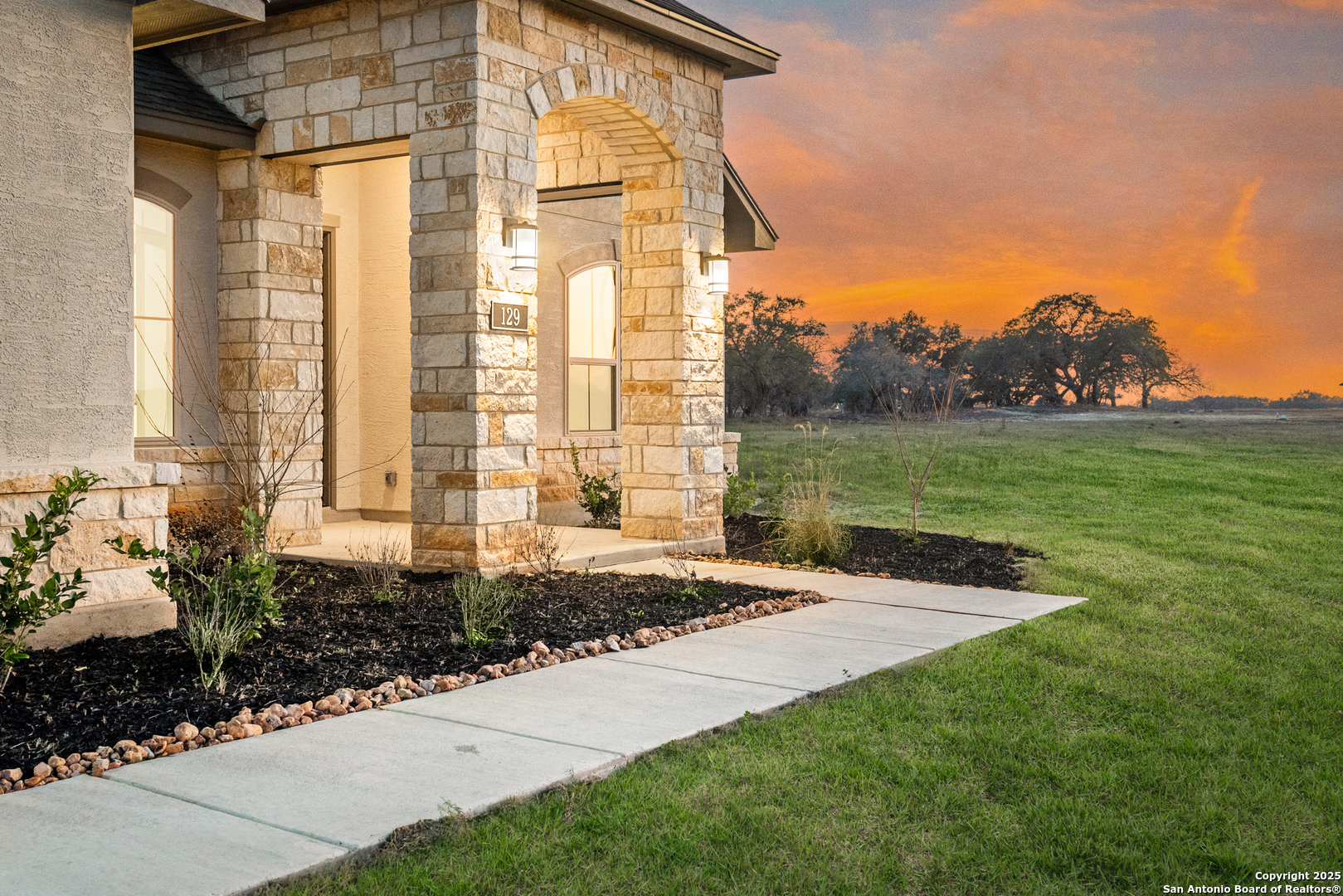 129 pradera ridge