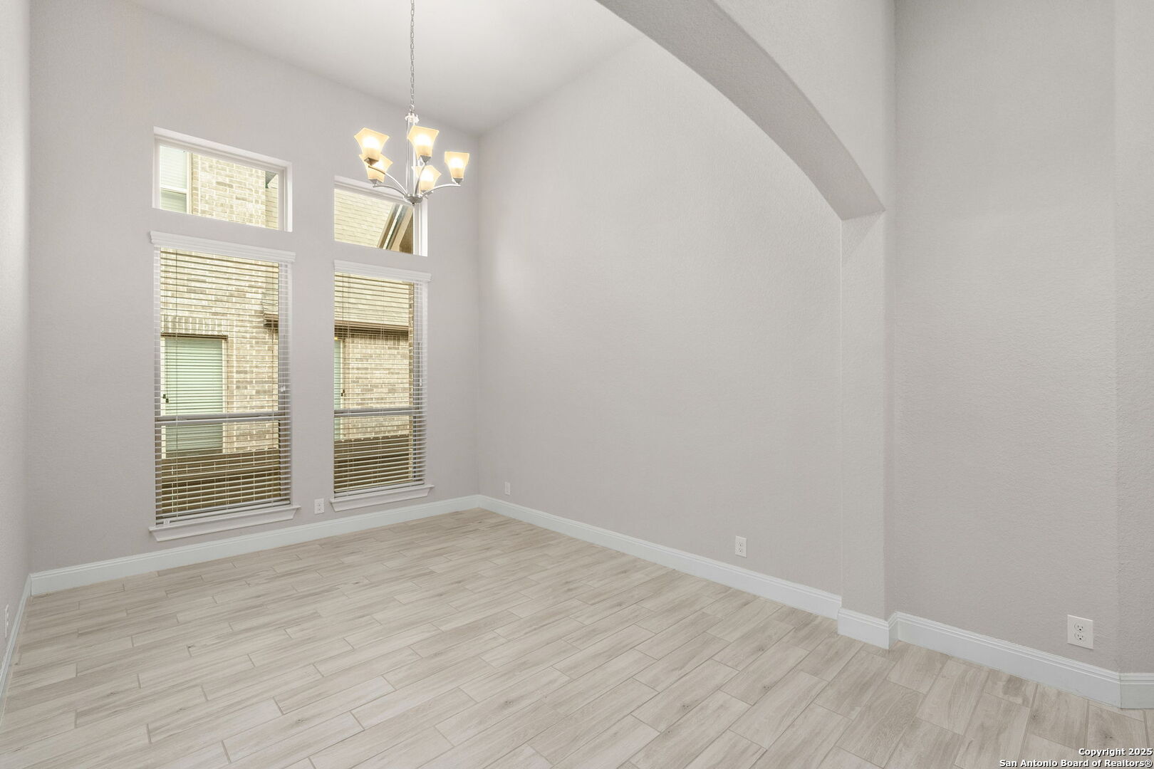 23161 EVANGELINE