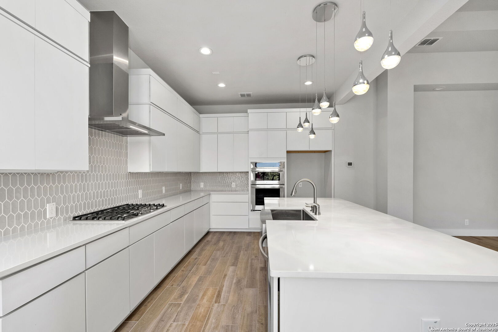 28917 Cherry Valley
