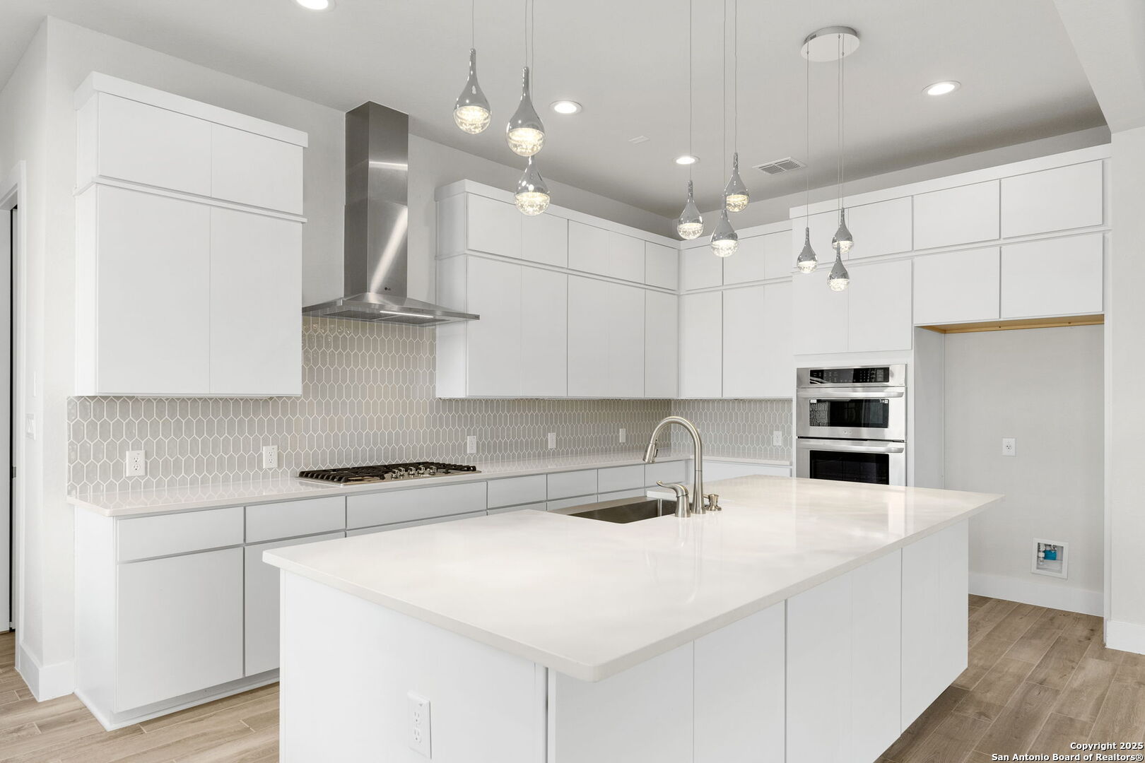 28917 Cherry Valley