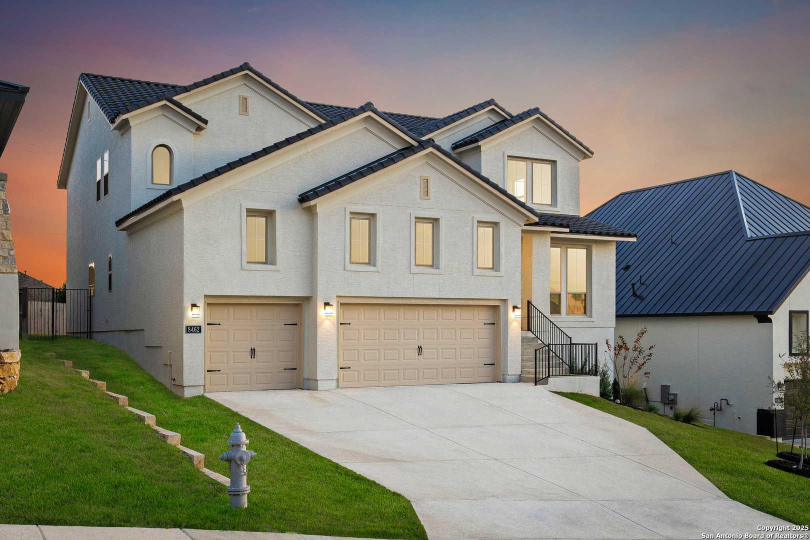 8462 Sierra Hermosa