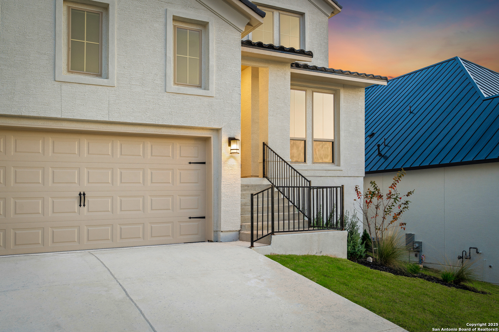 8462 Sierra Hermosa