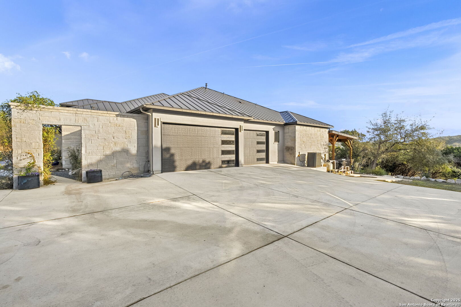 25126 Clearwater Creek