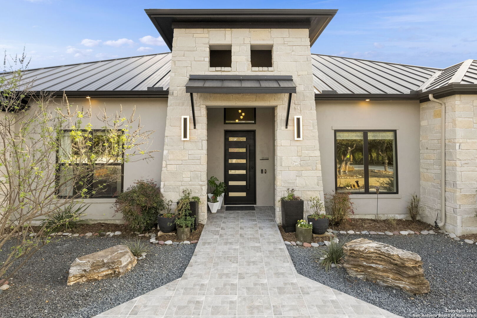 25126 Clearwater Creek