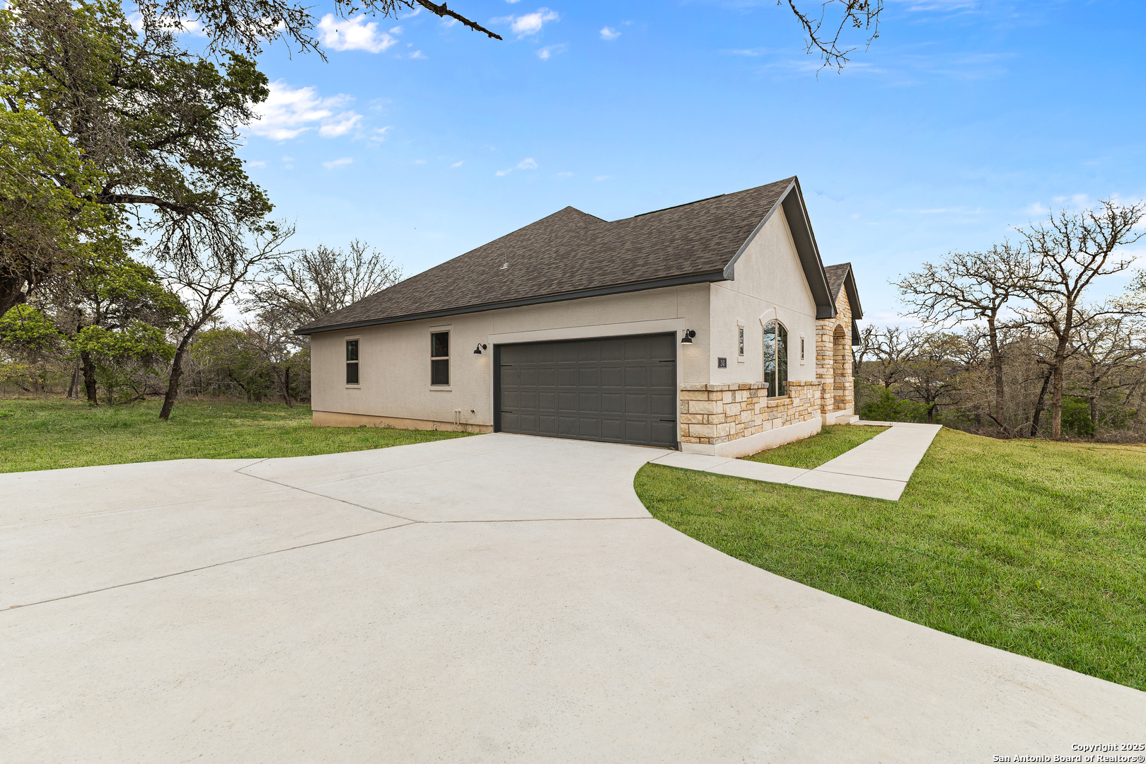 241 Timber Pl