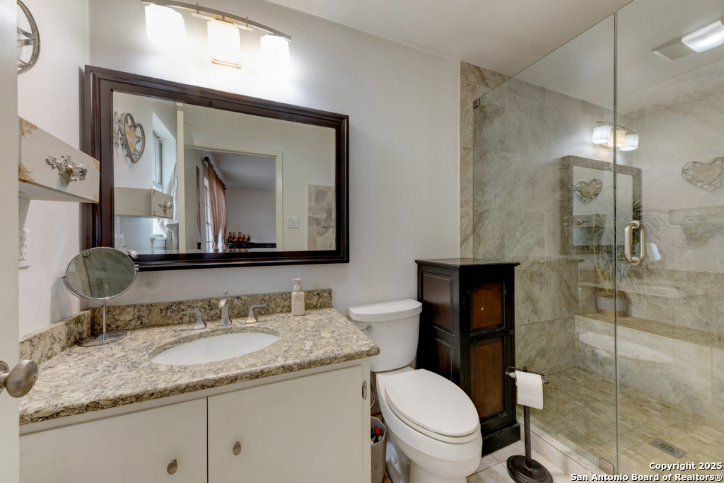 2877 Broad Oak