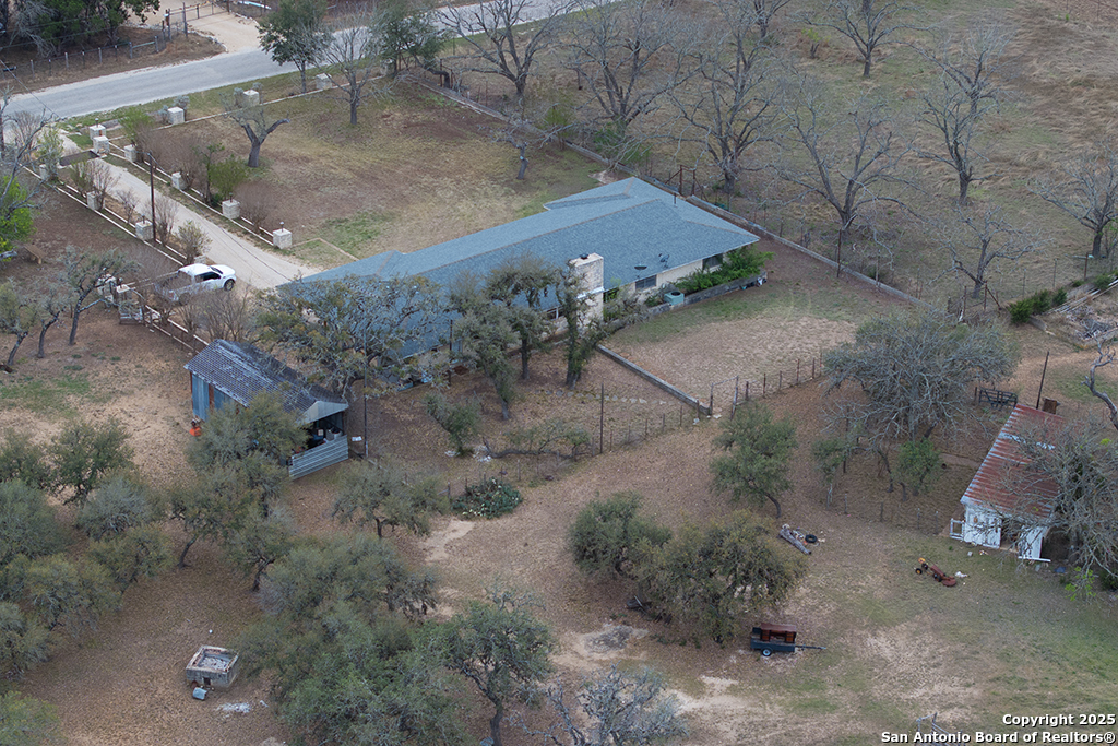 2877 Broad Oak
