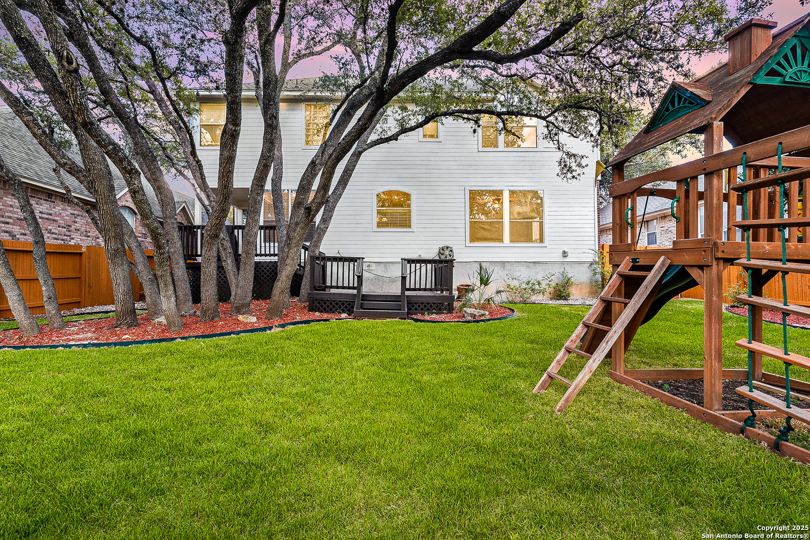 13911 Laurelbrook