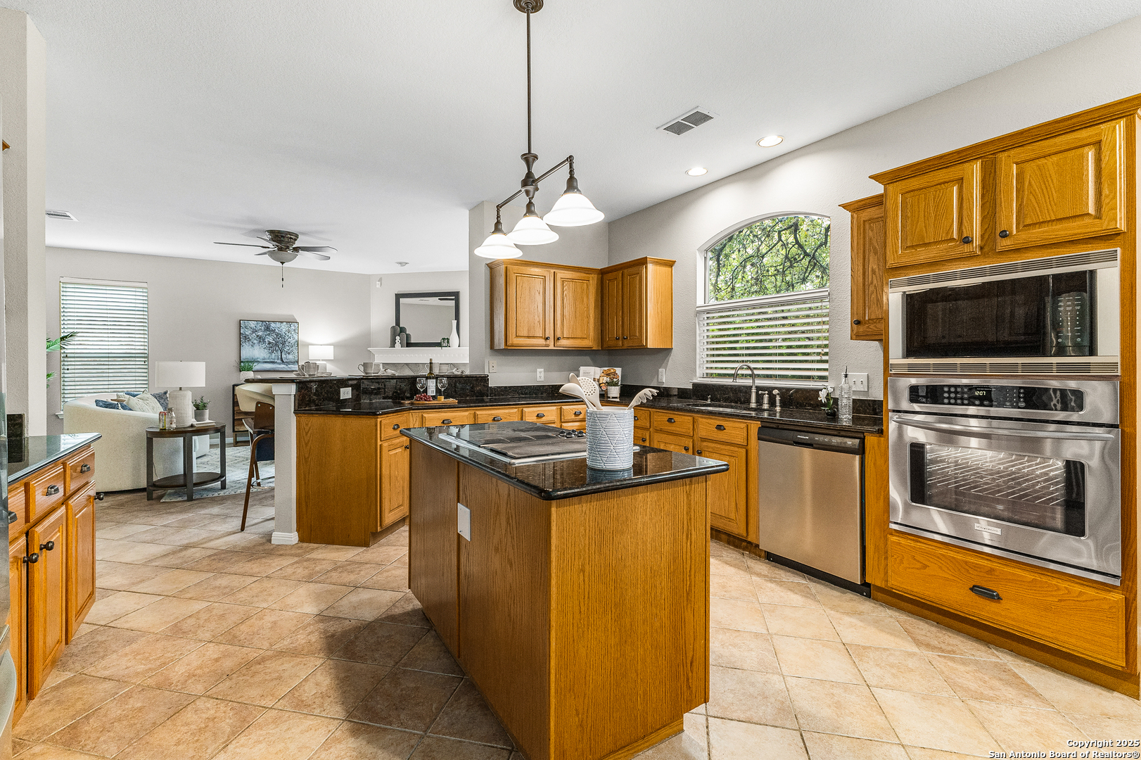 13911 Laurelbrook