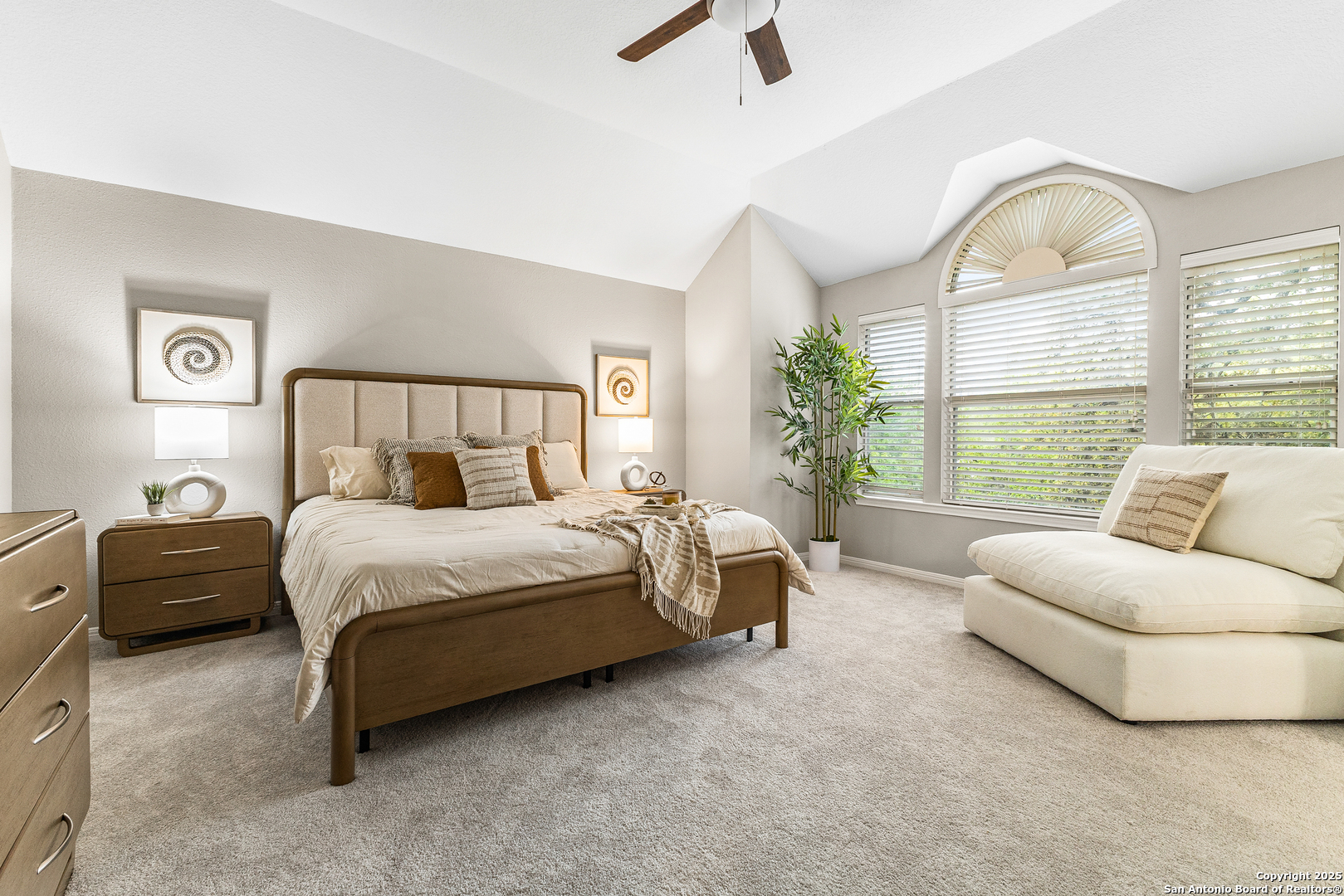 13911 Laurelbrook