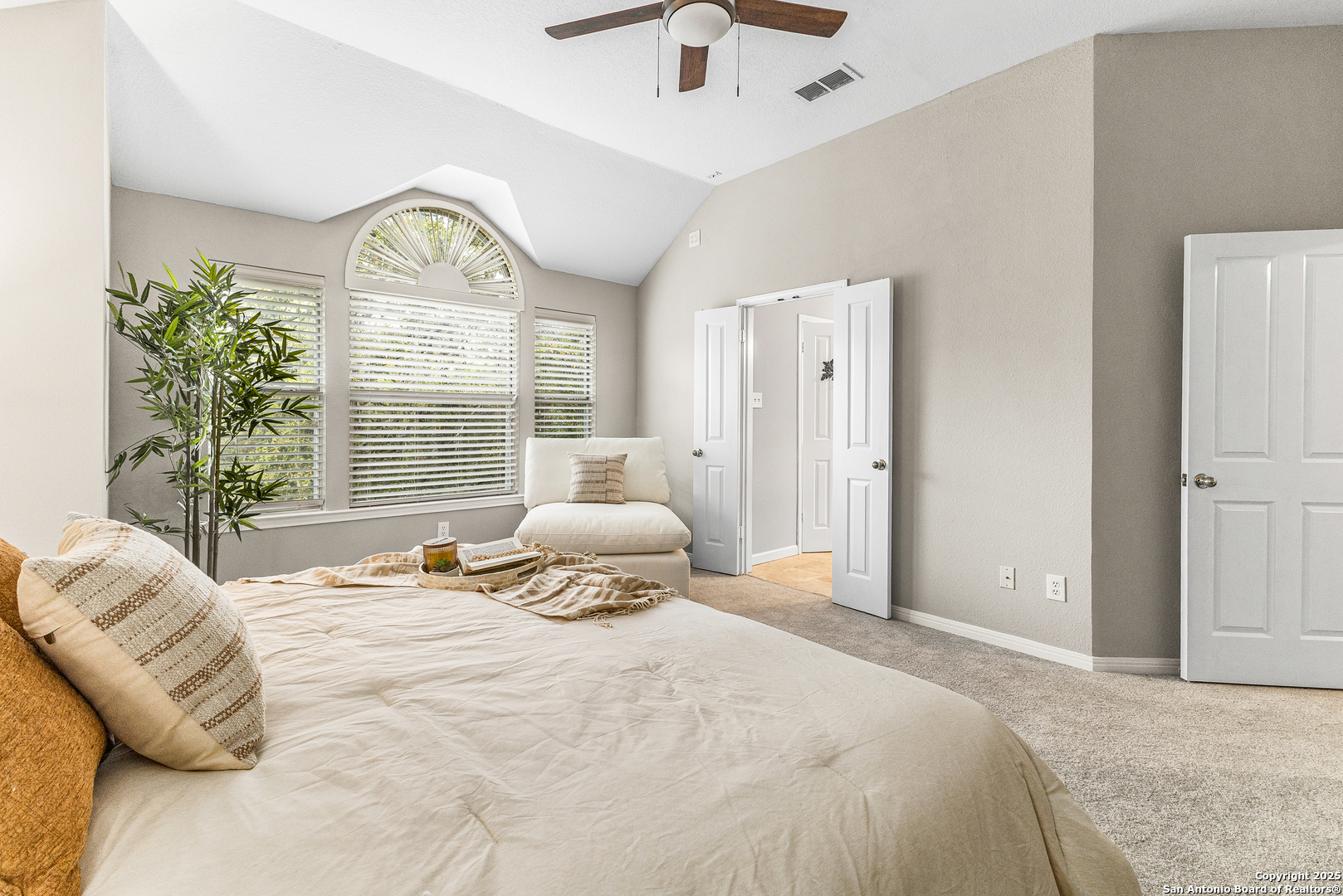 13911 Laurelbrook
