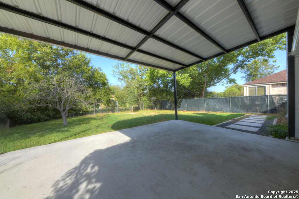 6719 Quail Lake