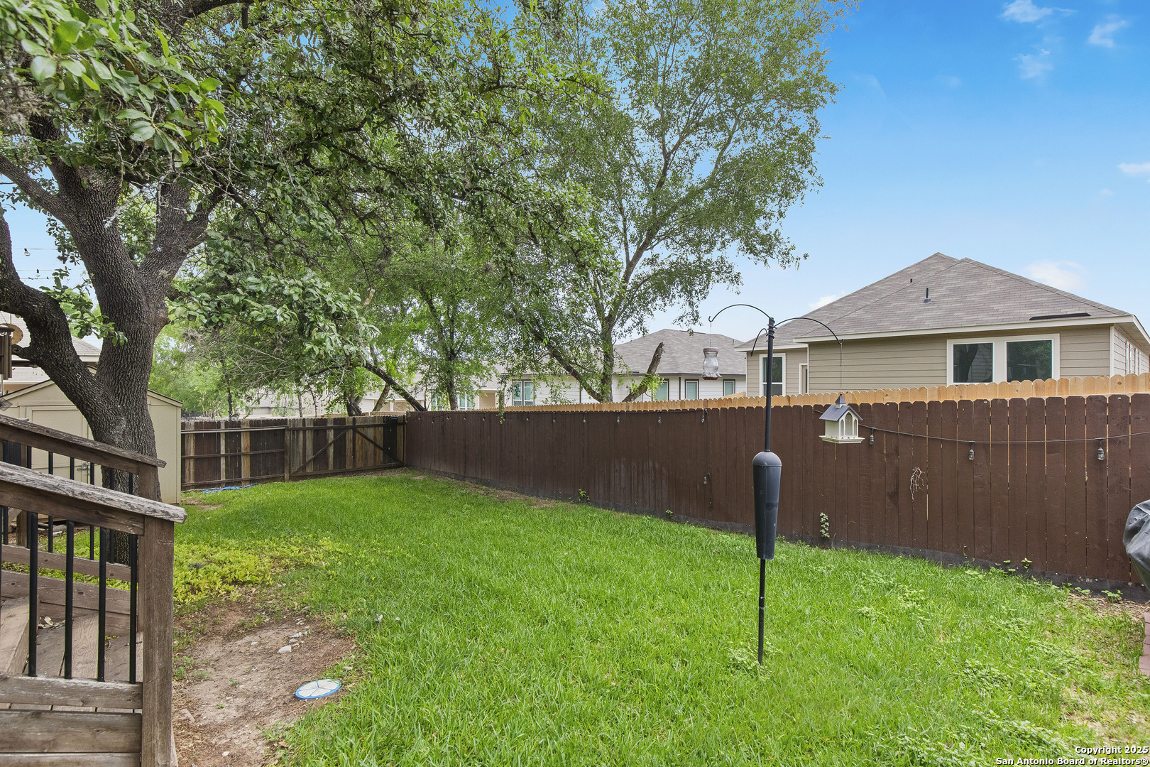 738 Daisy Crossing
