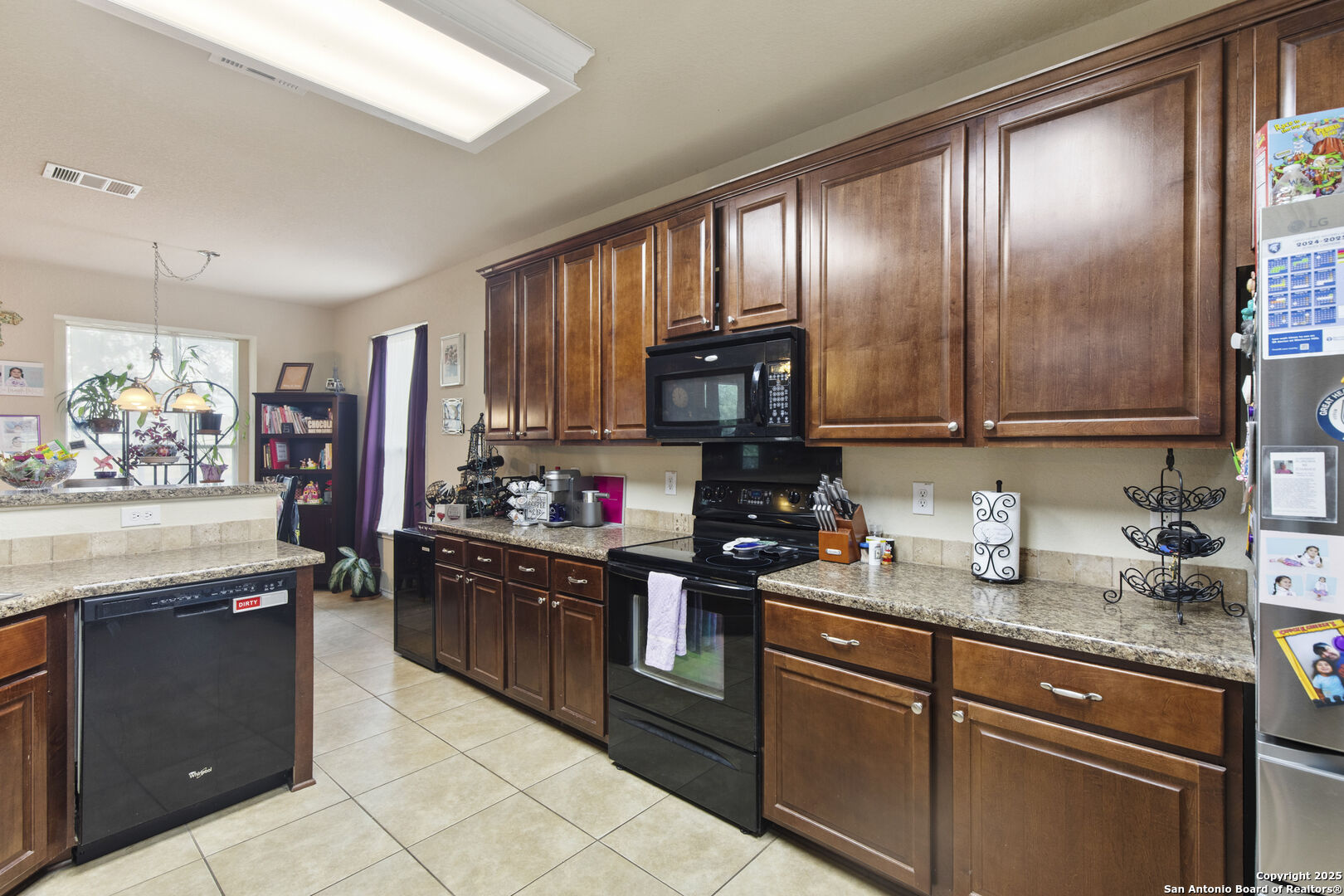 738 Daisy Crossing