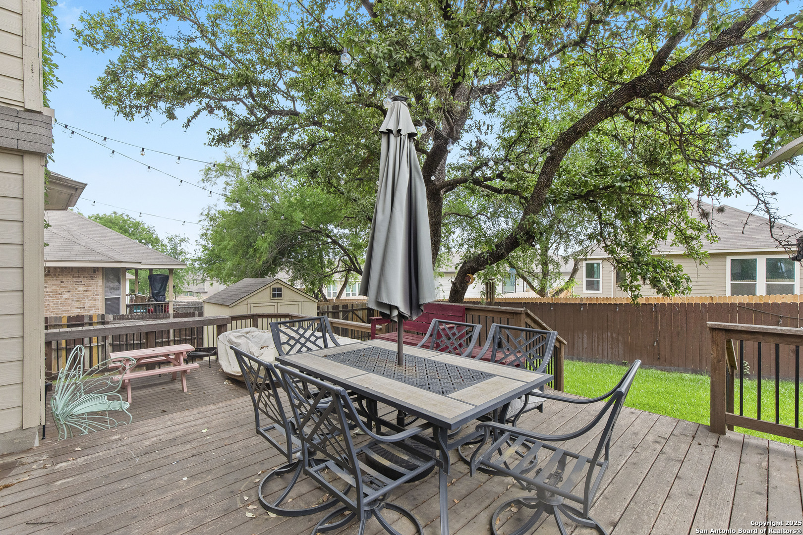 738 Daisy Crossing