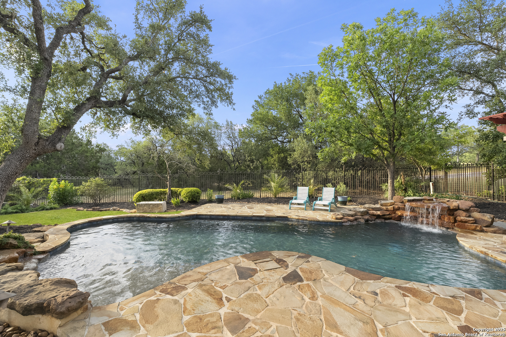 7414 Hovingham