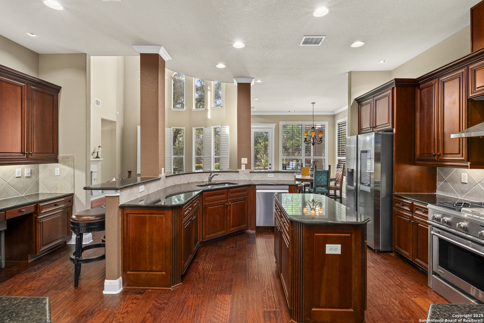 7414 Hovingham