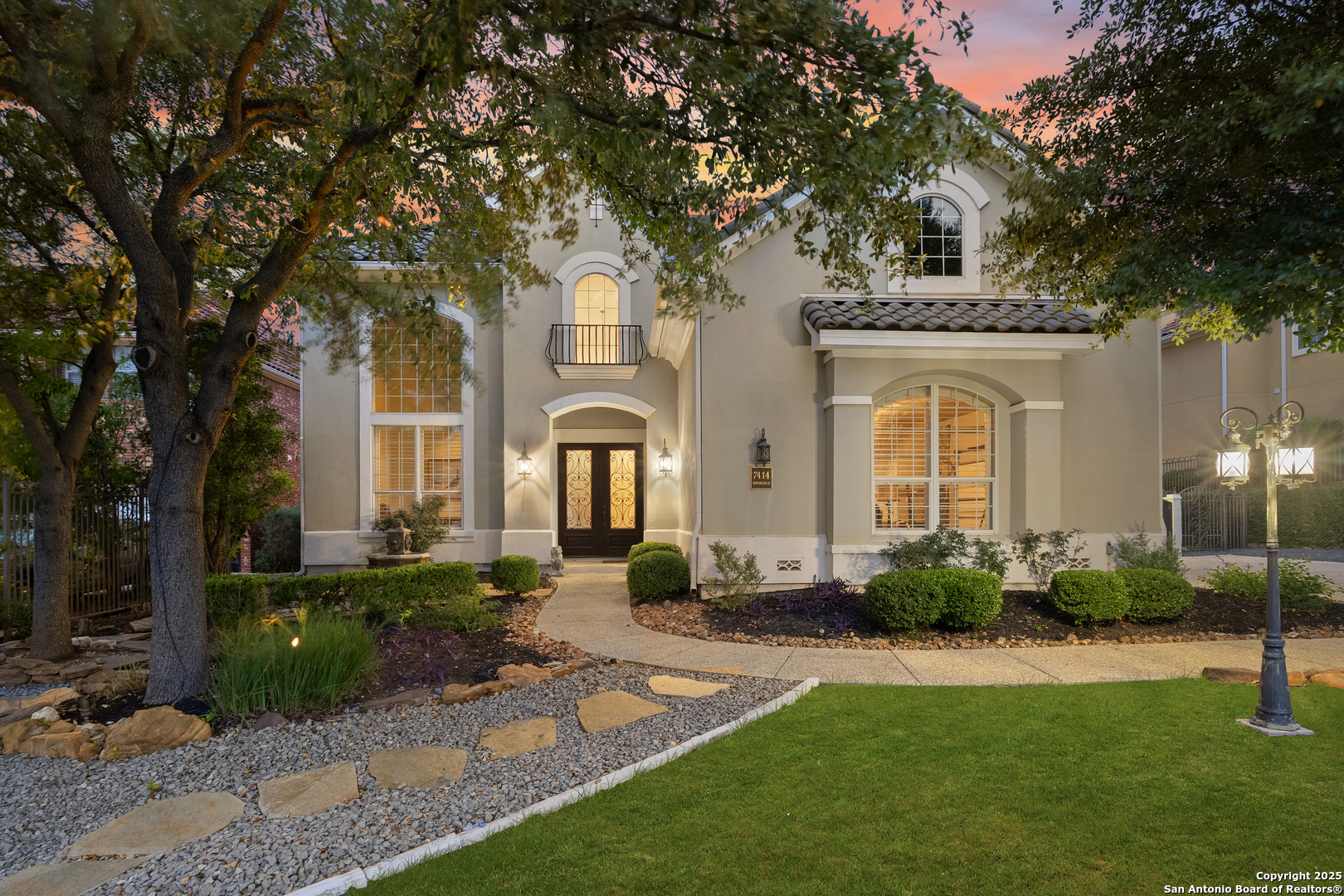 7414 Hovingham