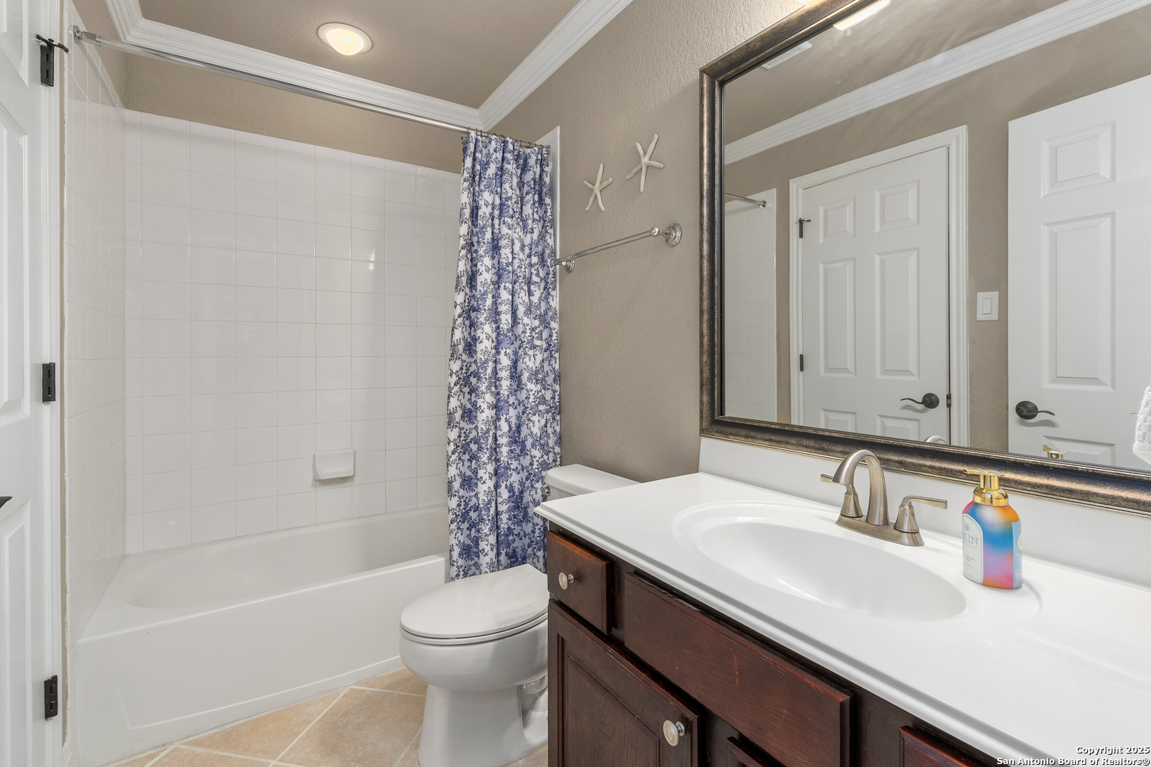 7414 Hovingham