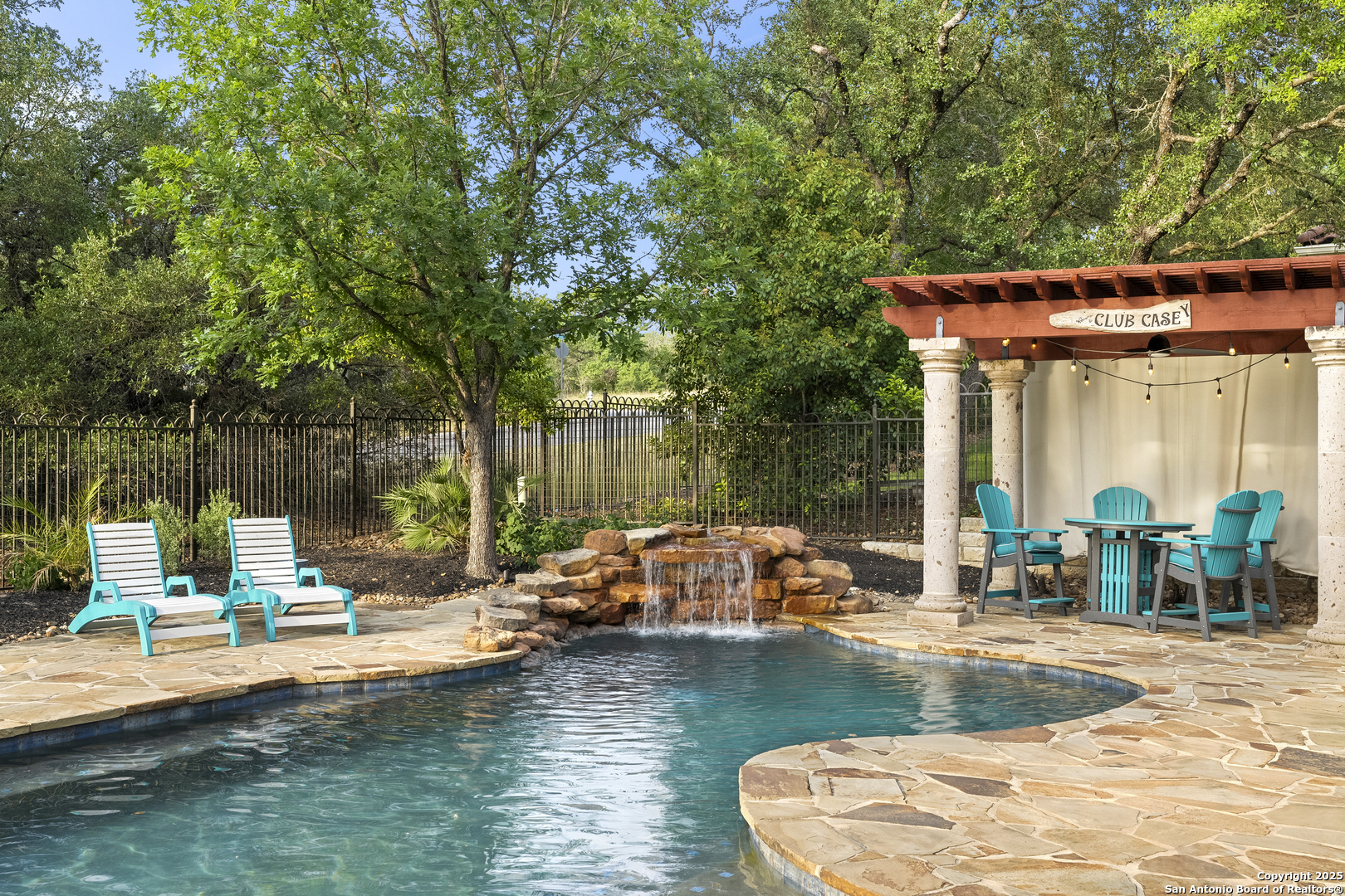 7414 Hovingham