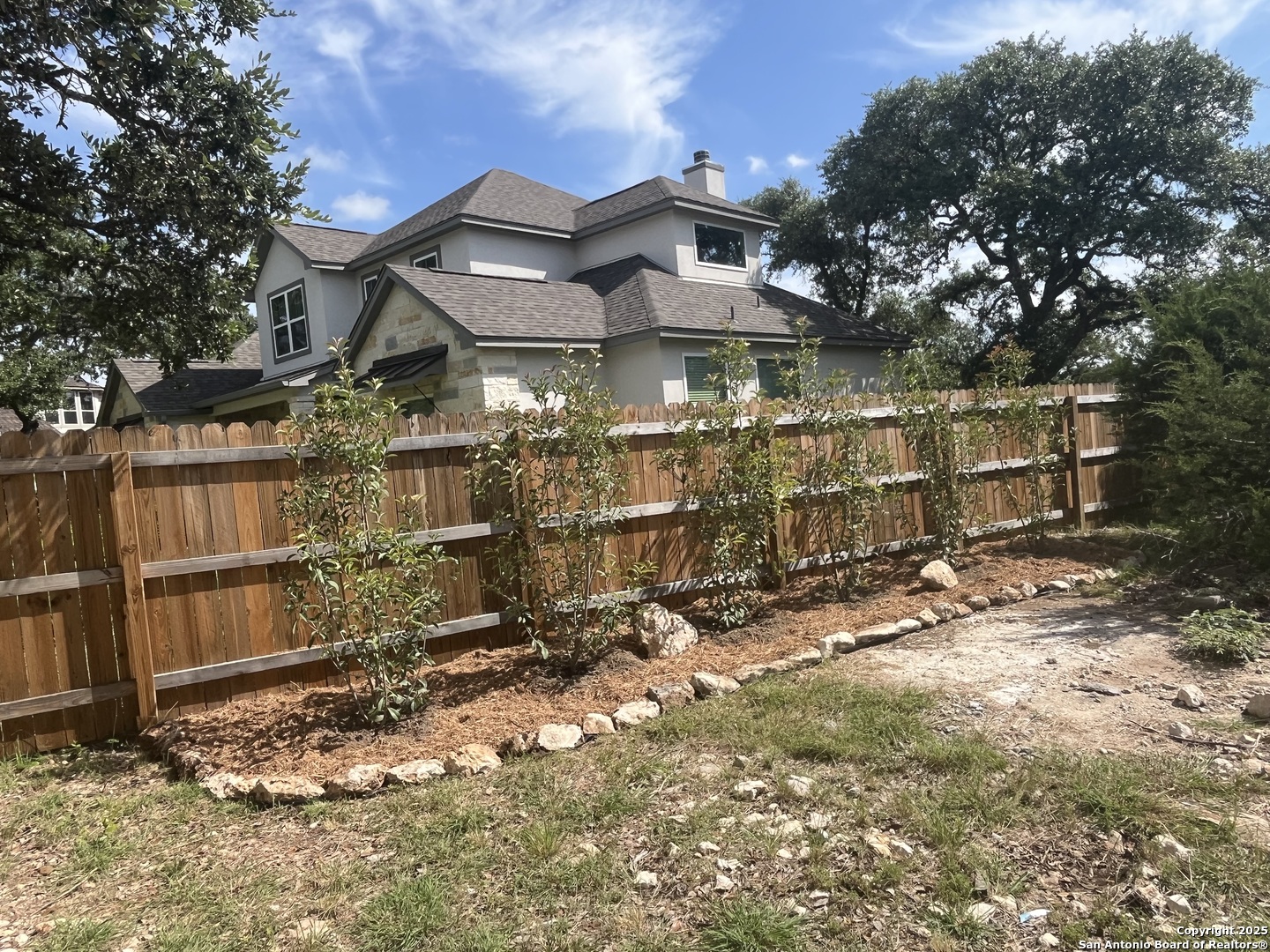 860 Rayner Ranch Blvd