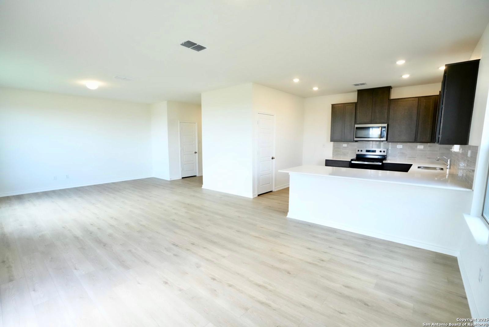 7746 Canyon Wren Park