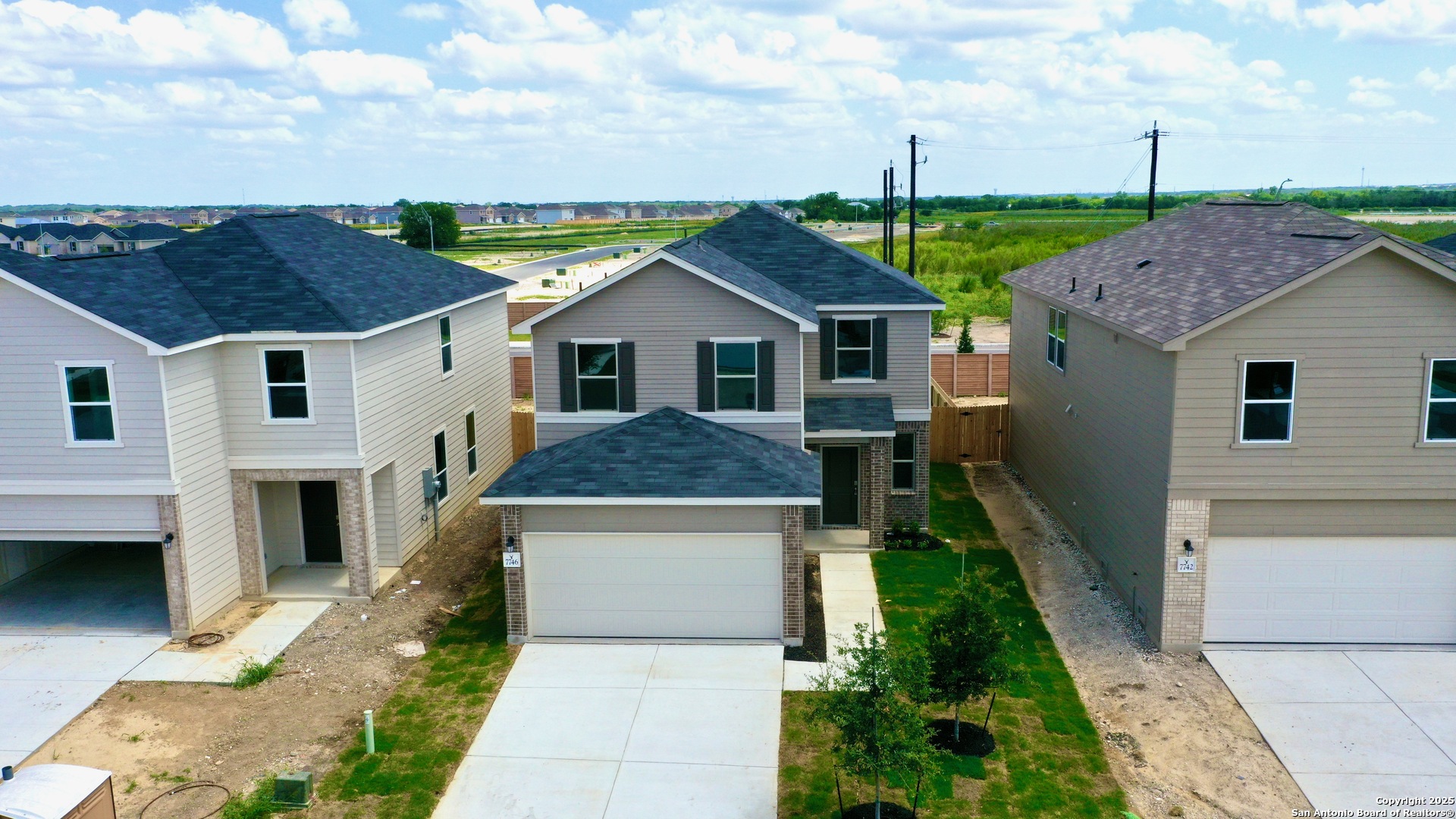 7746 Canyon Wren Park