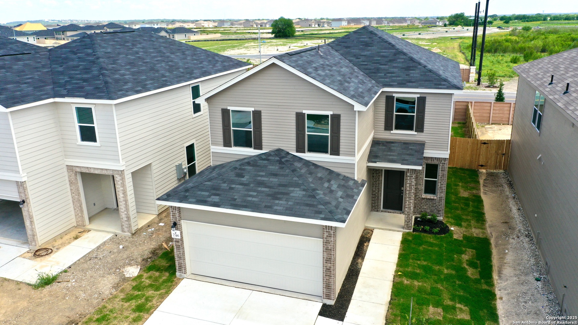 7746 Canyon Wren Park