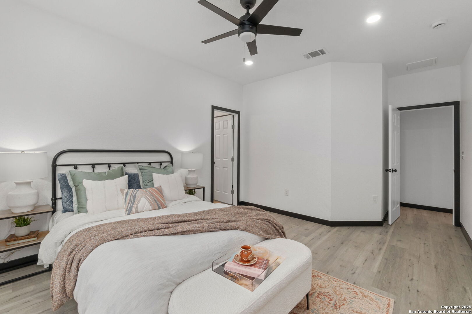 2638 Menchaca