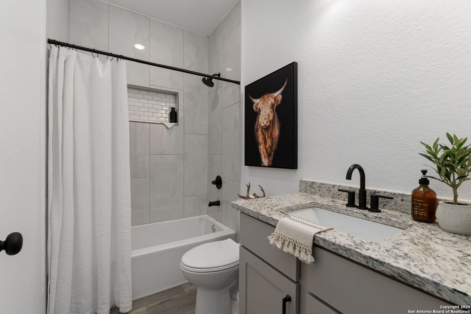 2638 Menchaca