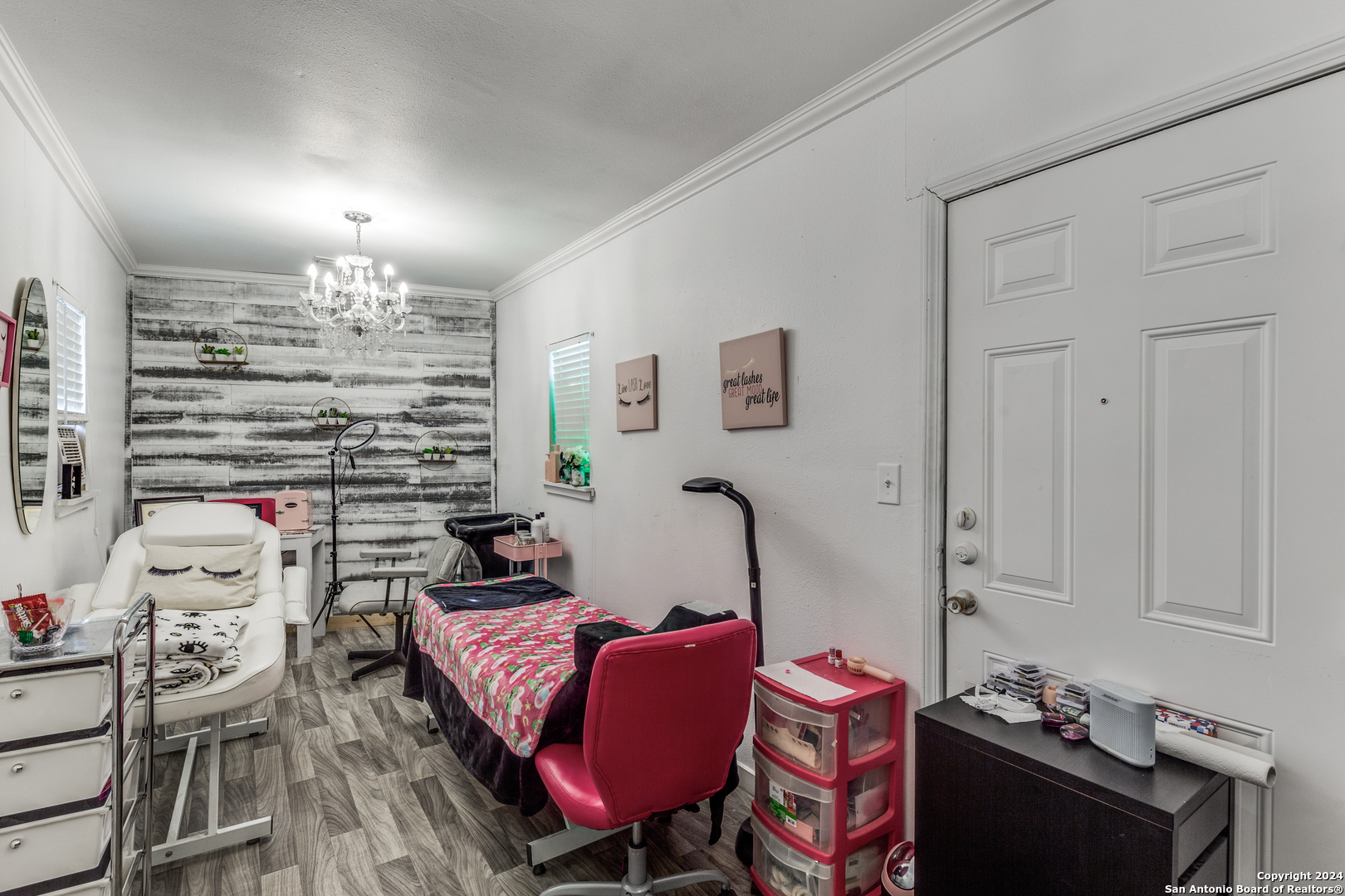 1002 LEE HALL