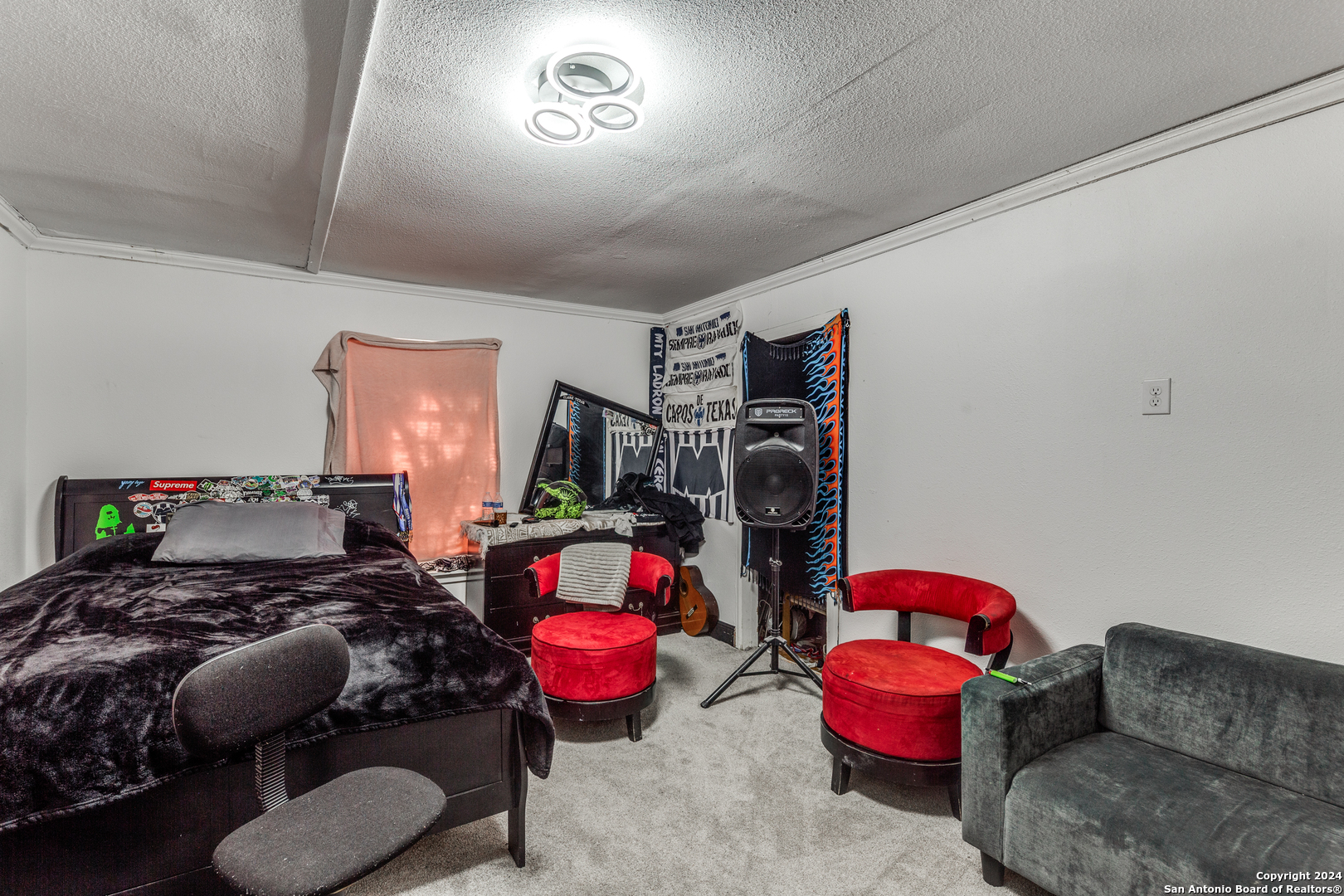 1002 LEE HALL