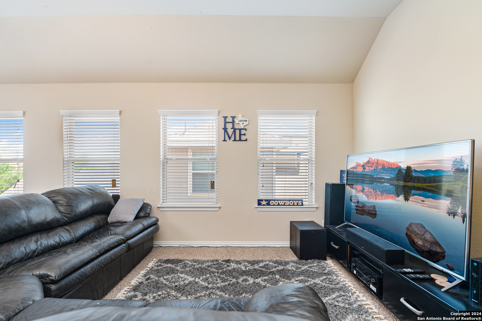 14438 PALOMINO Pl