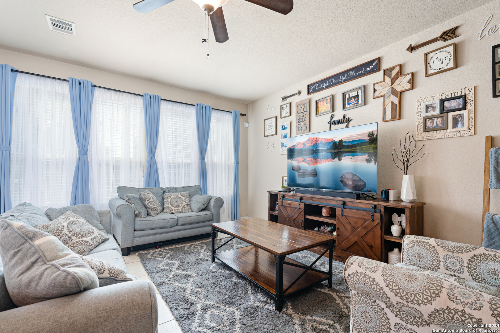 14438 PALOMINO Pl